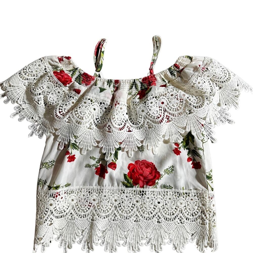Floral Lace Off-Shoulder Boho Top – Romantic & Chic